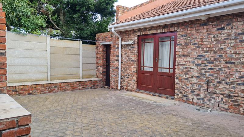 3 Bedroom Property for Sale in Dana Bay Western Cape